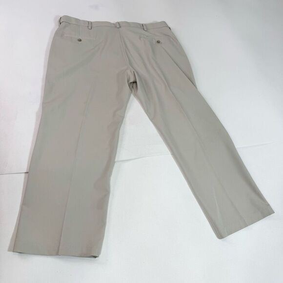 Haggar Pants Mens 44 x 30 Tan Mid Rise Classic Fit Trousers Cool 18 Pro Golf - Picture 7 of 8